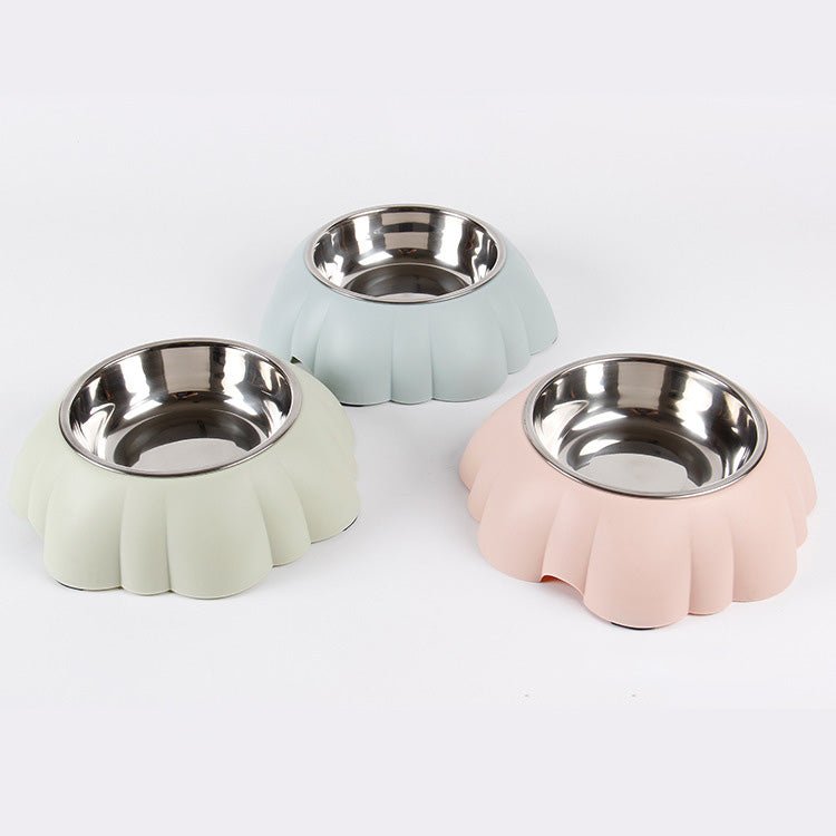 Dog feeding facilities - linilee