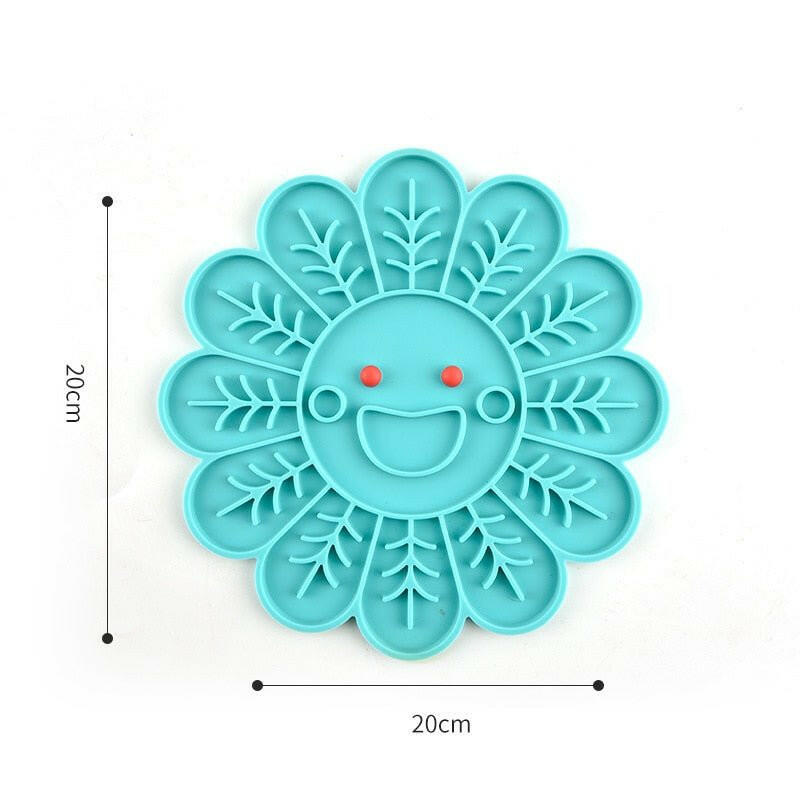 Fish Shape Silicone Bowl. - linilee