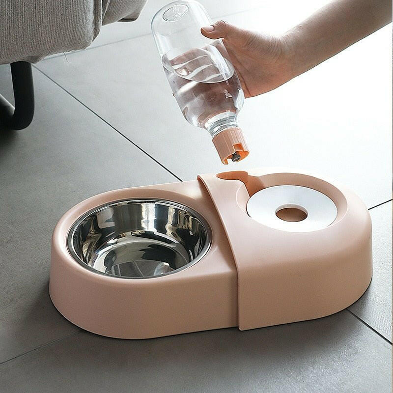 Feeders Plastic Feeding Bowl. - linilee