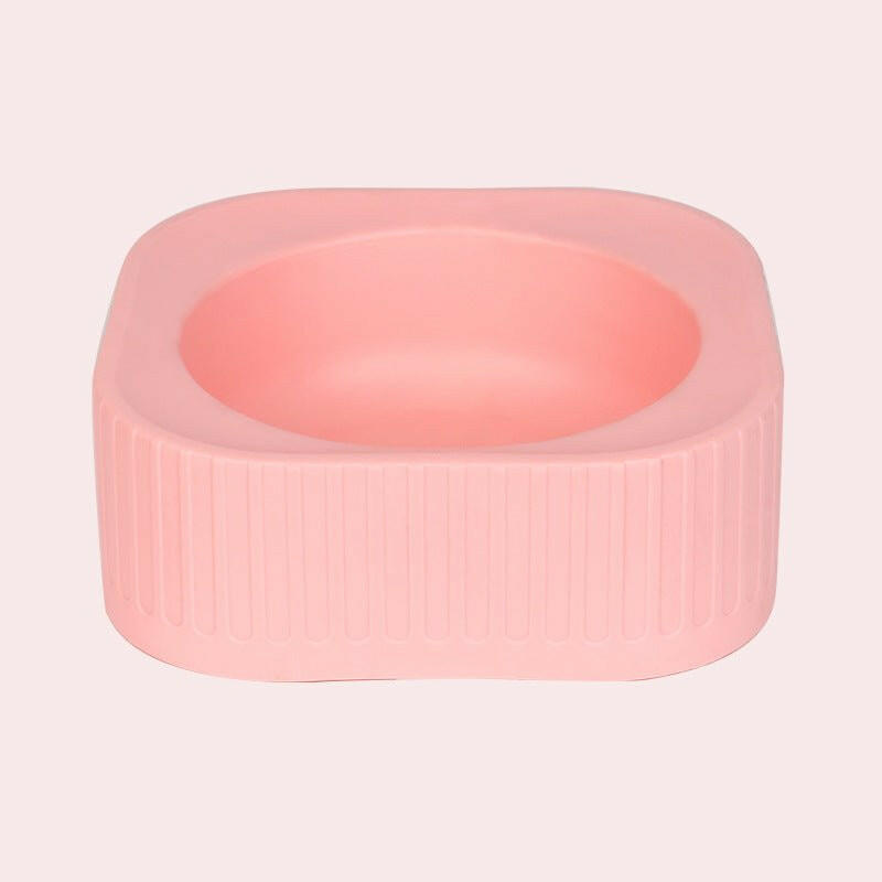 Pet Bowl Plastic. - linilee